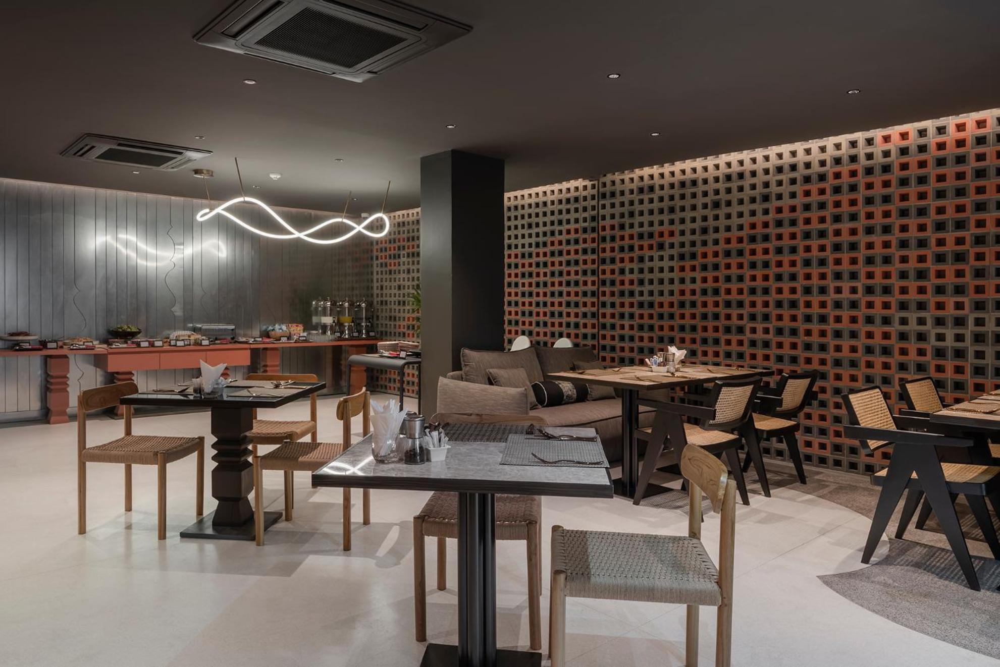 Lilit Bang Lumphu Hotel Bangkok Bagian luar foto